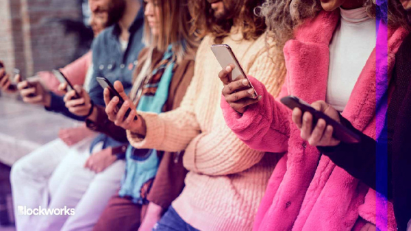 Helium Mobile a &lsquo;mass market product&rsquo; that &lsquo;hides the crypto bits,&rsquo; CEO says