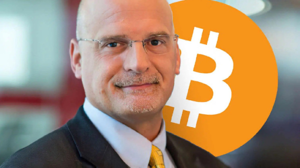 Bloomberg Senior Strategist Mike McGlone Has An Interesting Theory About Why Bitcoin Is Plunging