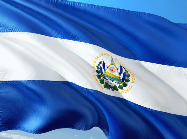 Bitcoin Transforms El Salvador&rsquo;s Economy: Official Adoption, Investment Boom and Advances in Crypto Legislation