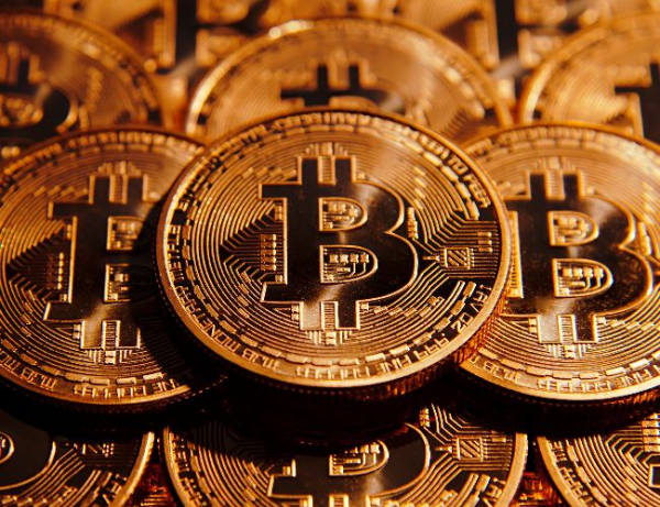 Bitcoin ETF Day 8 Update: Market Rebound Signals Bottom As Grayscale Selling Slows Down