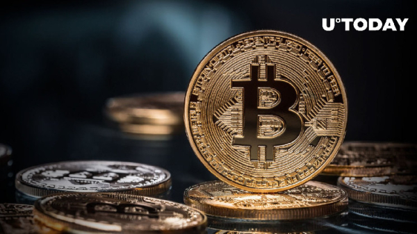 Bitcoin Might Rally to $42,000 If This Rare Bottoming Pattern Validates