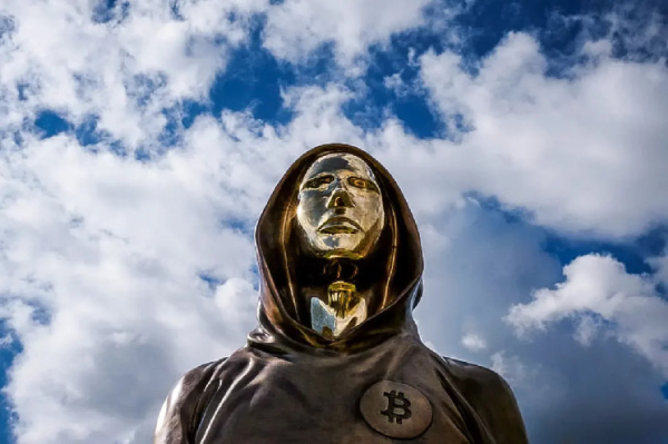 Breaking: Satoshi Nakamoto Is Back? Bitcoin Worth Over $1 Mln Moved To Satoshi's Wallet