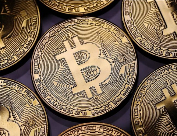 Parabolic Bitcoin Indicator Points To Continued Bull Run Despite 15% Crash